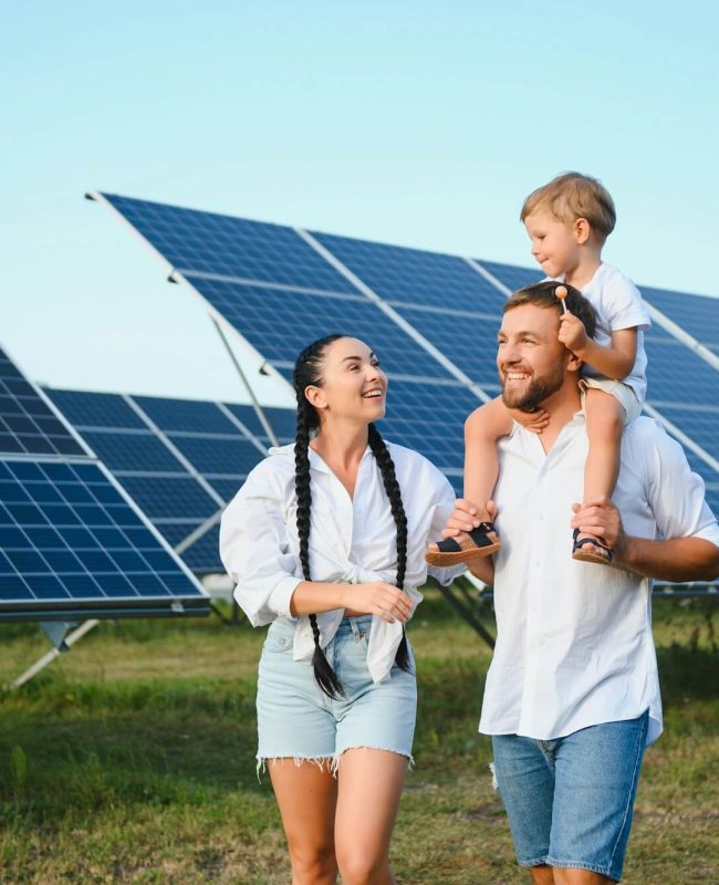 enthusiastic-father-showing-potential-of-alternative-energy-.jpg enthusiastic-father-showing-potential-of-alternative-energy-.jpg